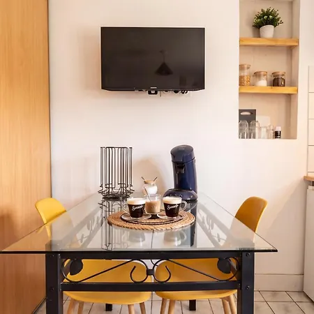 Apartment Serenite - Vue Montagne - Parking Gratuit